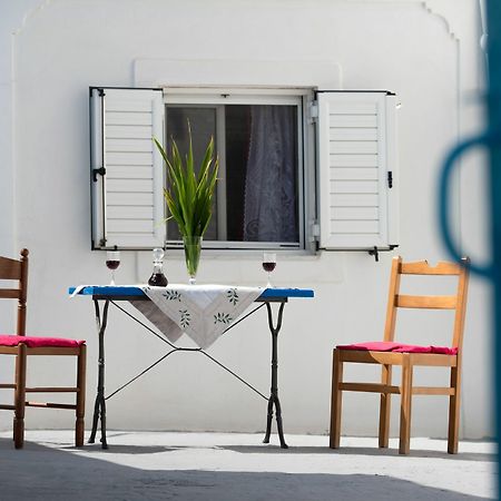 Appartement Mantilaria à Fira  Extérieur photo
