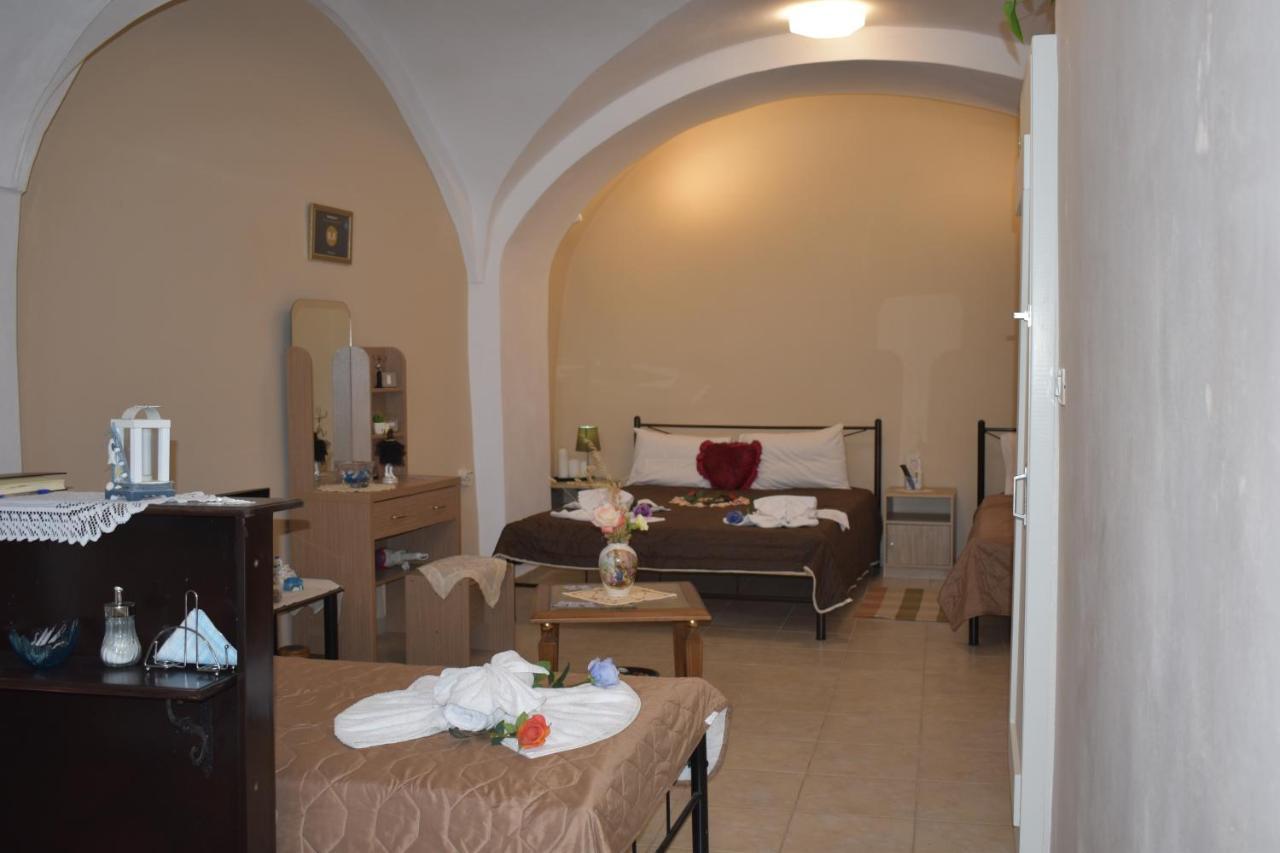 Appartement Mantilaria à Fira  Extérieur photo