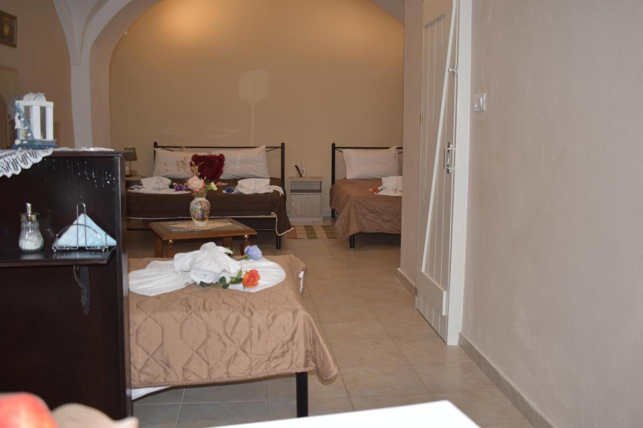 Appartement Mantilaria à Fira  Extérieur photo