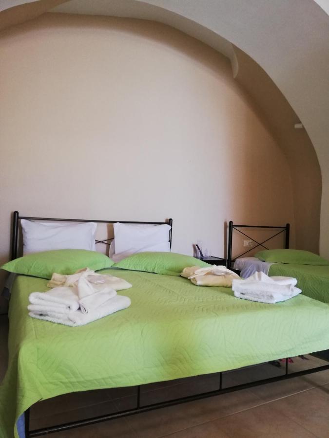 Appartement Mantilaria à Fira  Extérieur photo