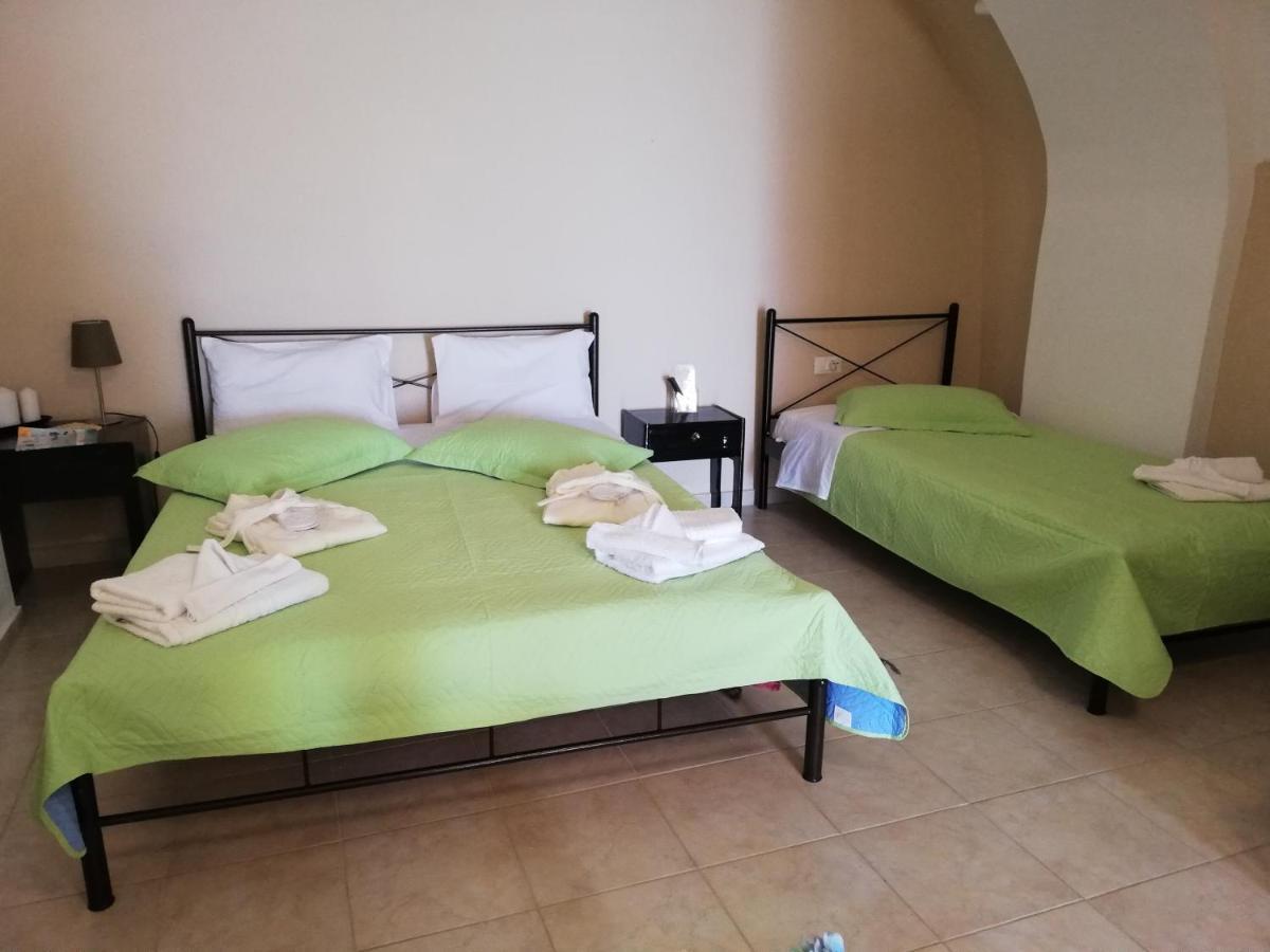 Appartement Mantilaria à Fira  Extérieur photo